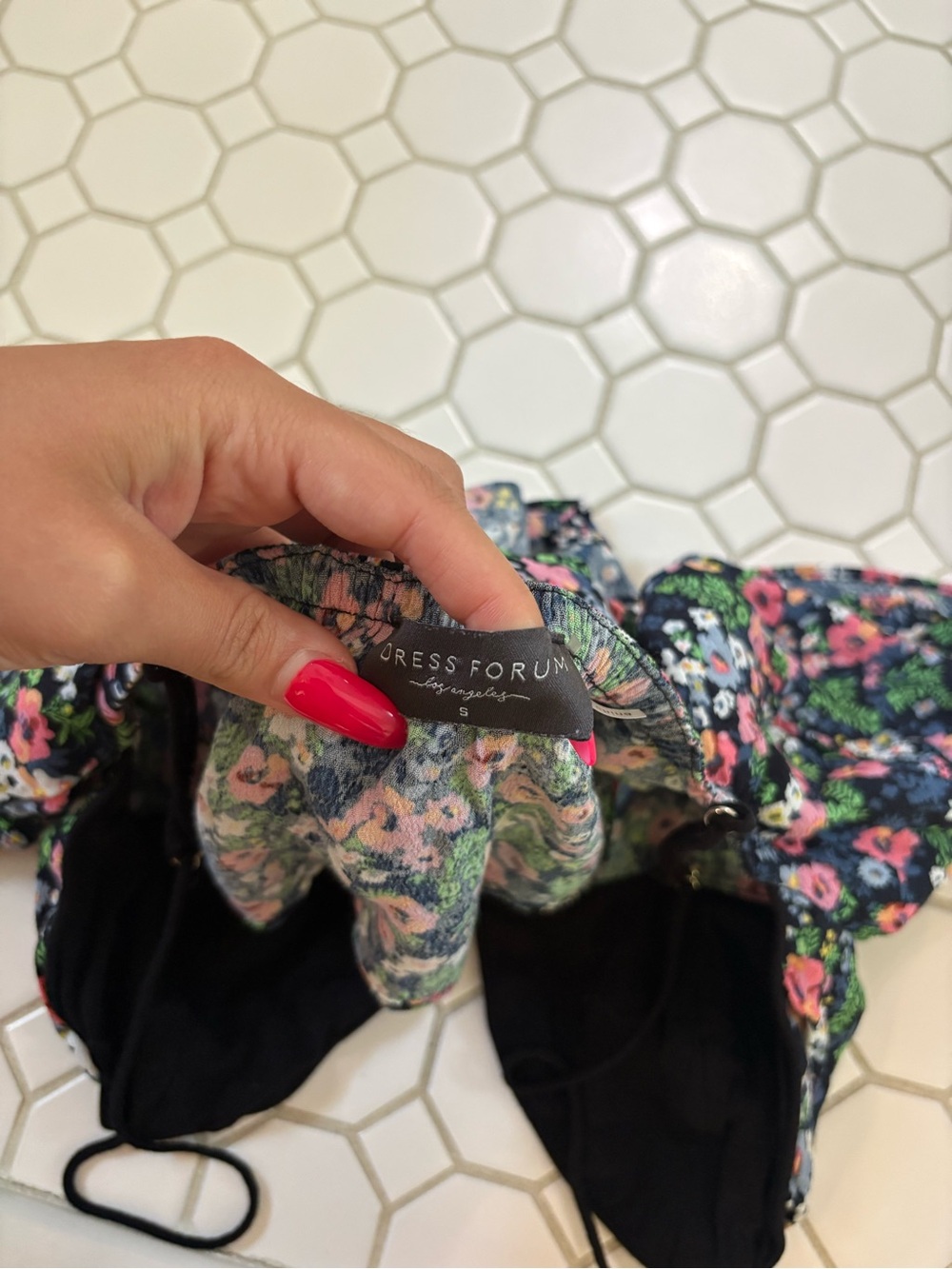 Floral Ruffle Top - Picture 3 of 3
